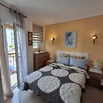 Orange *
